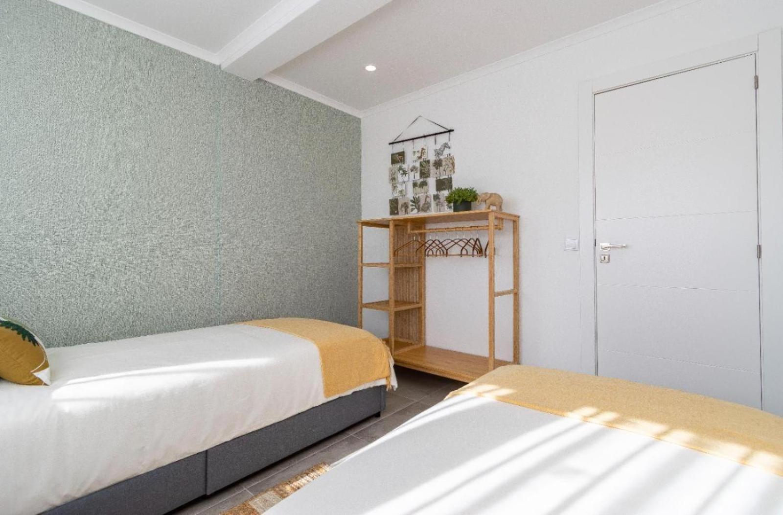 Stunning Modern In Oura